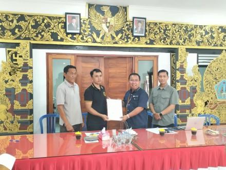Penandatanganan Berita Acara Serah Terima  (BAST) Bantuan Jembatan Usaha Tani Desa Bestala